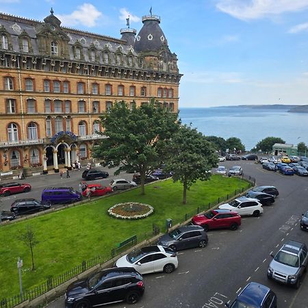 Serenity Guest House Скарбъро Екстериор снимка