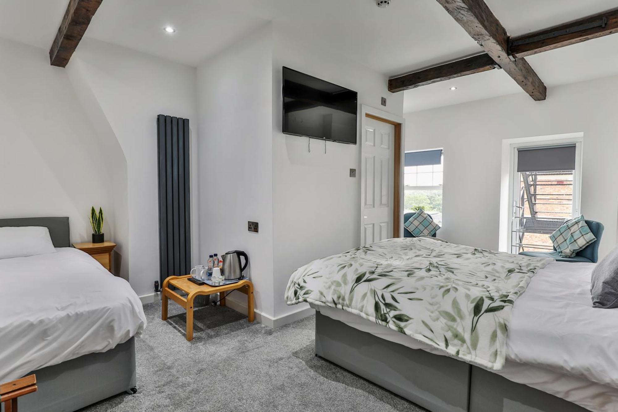 Serenity Guest House Скарбъро Екстериор снимка